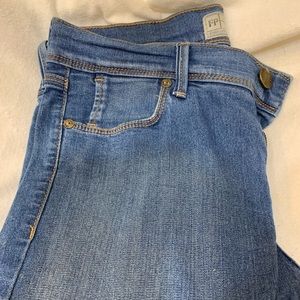 Free People Jeans. Size 28